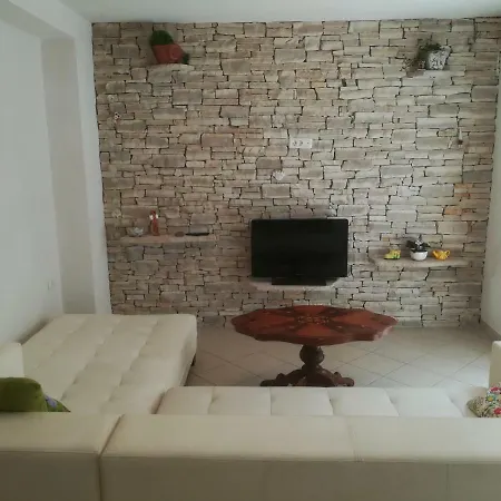 Apartment Apartma Zalka Izola